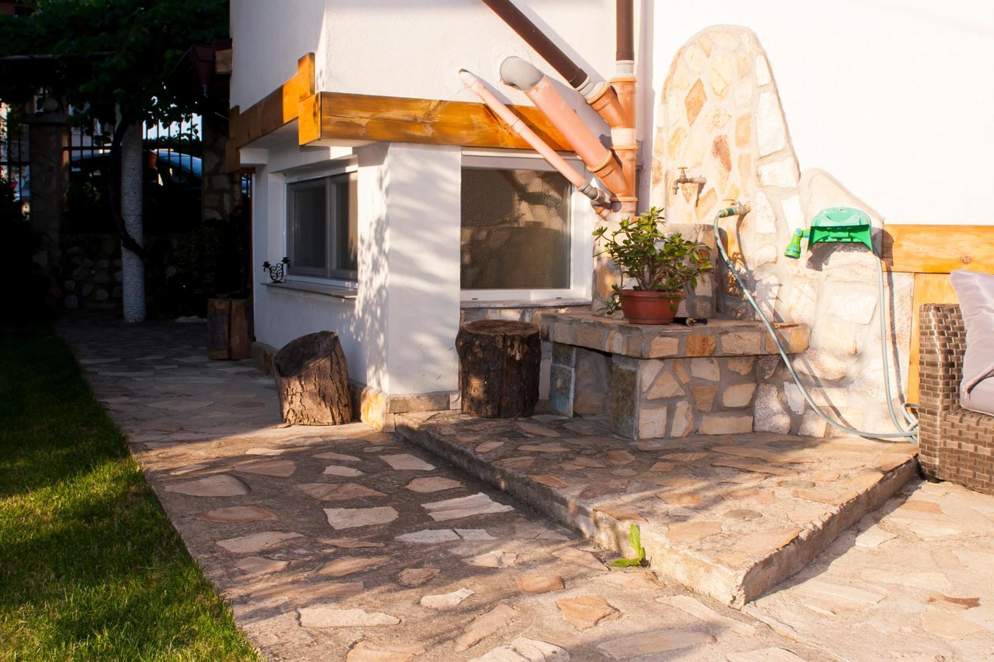 Ози 1 Допълнителна Къща За Гости Ovchartsi  Exterior photo